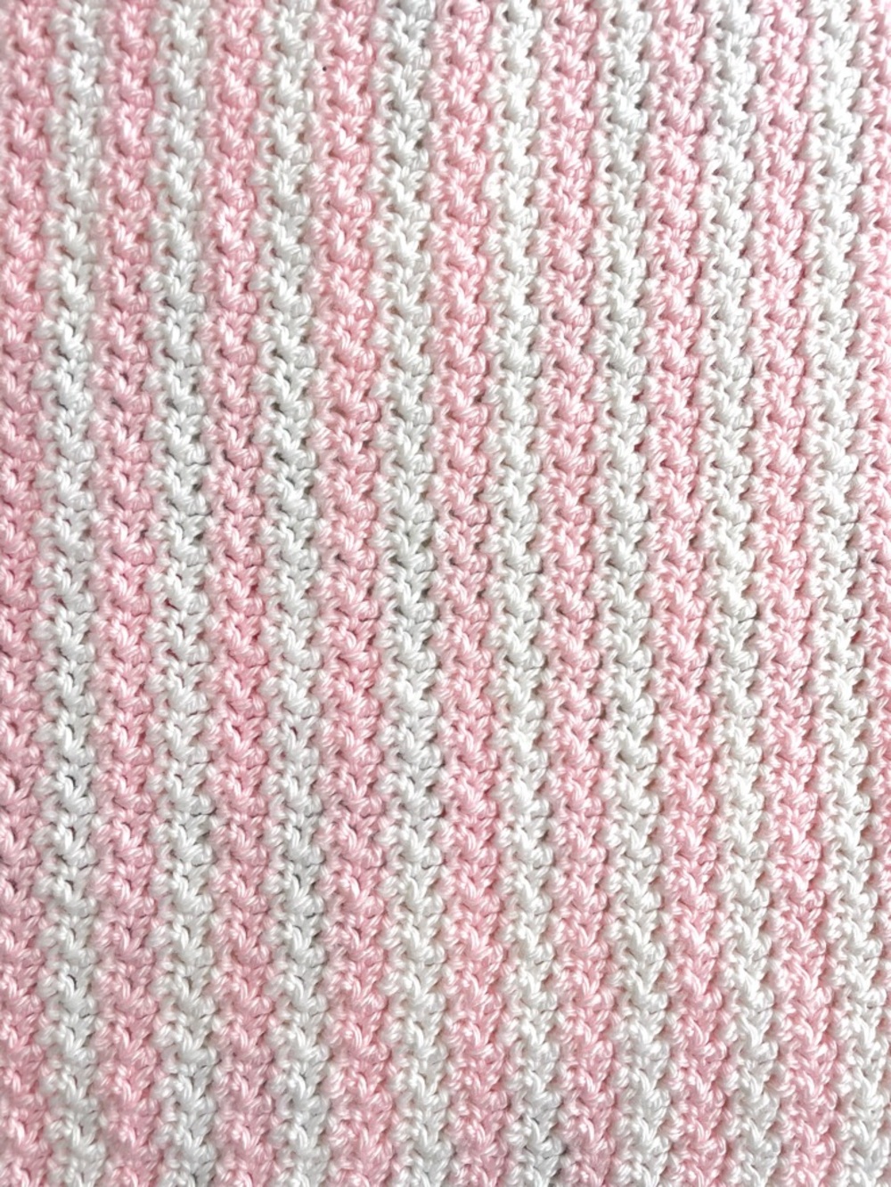 Vintage Crocheted Baby Blanket Afghan Pink & White w Bows Dbl Ruffles 40x50 - Picture 8 of 9